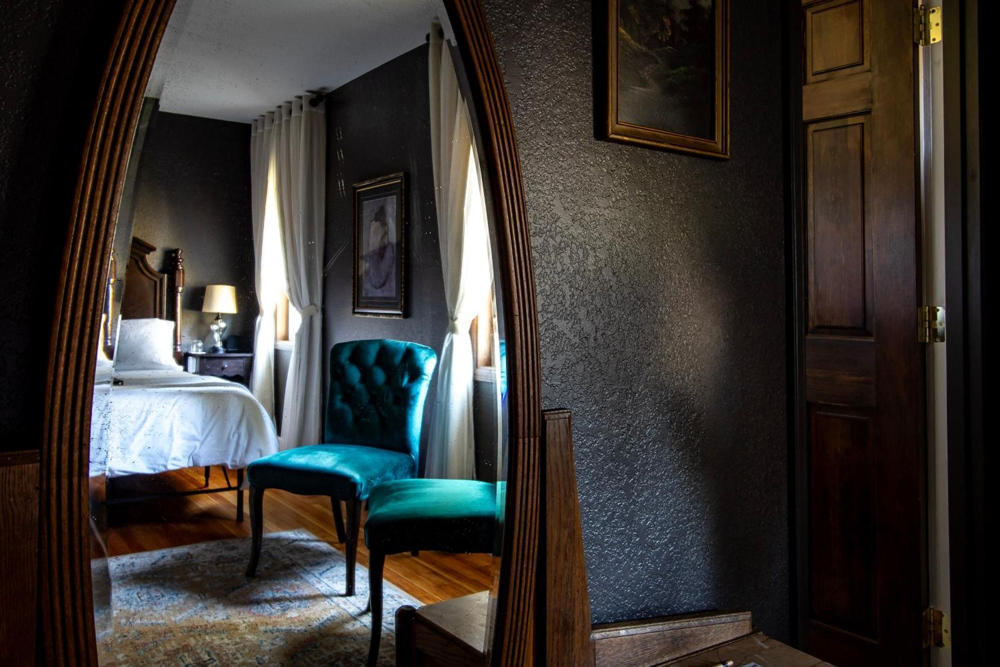 Historic Hotel Пакууд Екстериор снимка